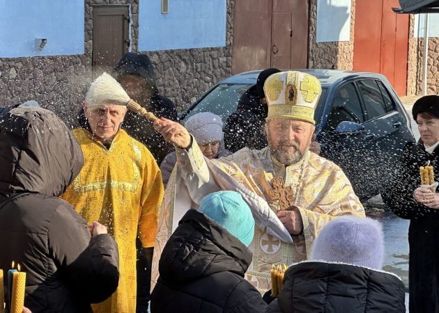 Освятили стрітенські свічки для благодійної ініціативи