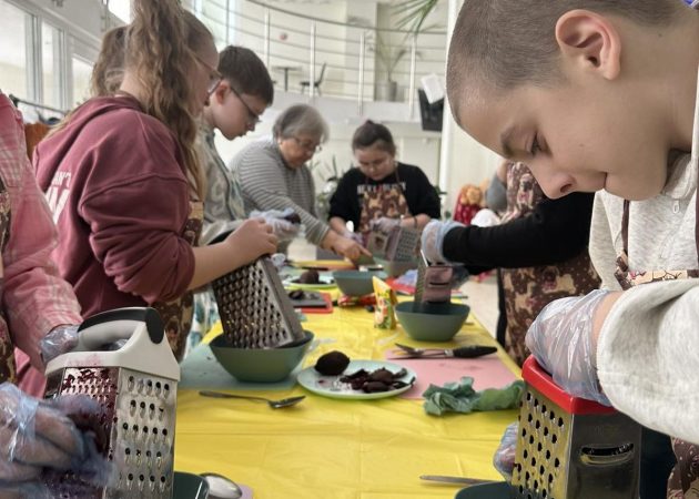 Кулінарні заняття для дітей: здобувають важливий досвід і розвиваються