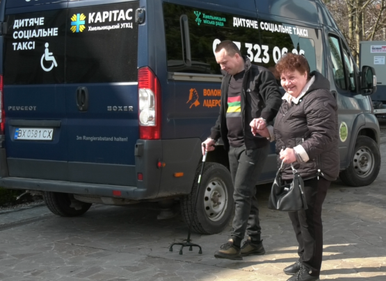 Від крісла колісного до перших кроків: допомагаємо ветерану долати наслідки важкого поранення